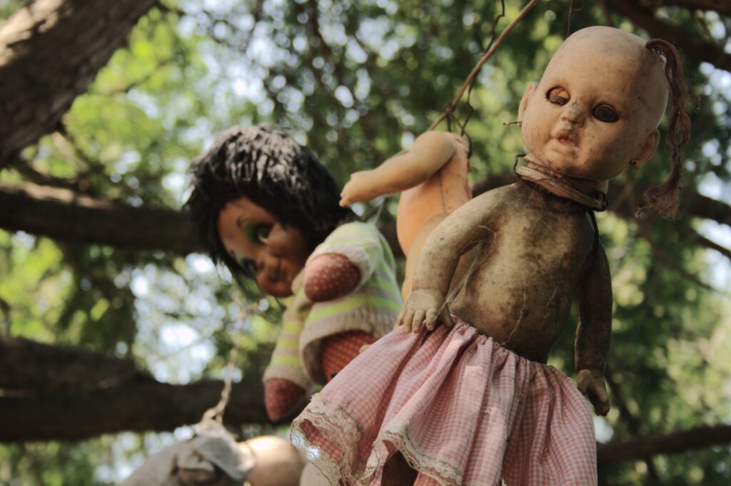 Deteriorated dolls